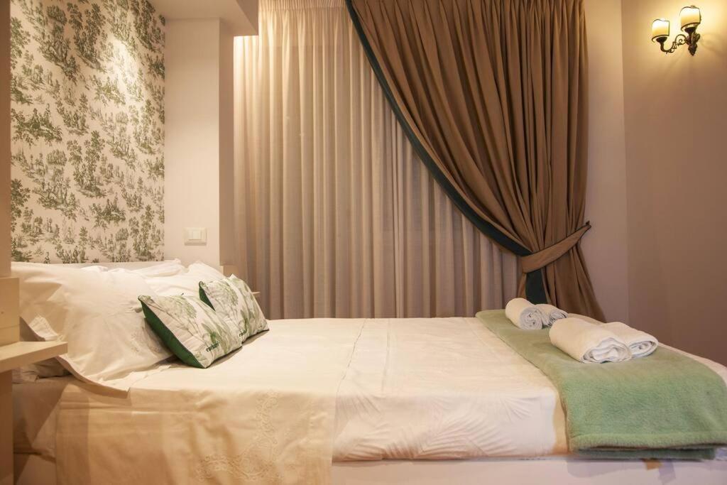 Roma, Gemelli Casa Eleganza, Resort Modernista Extérieur photo